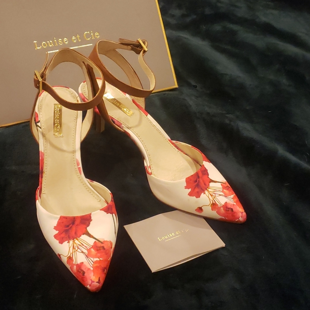 Louise et Cie Kitten Heel